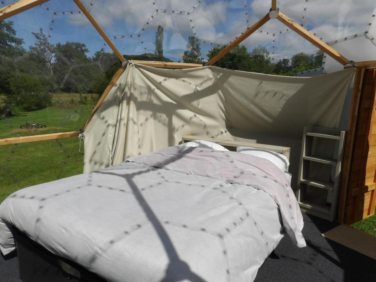 Camping 3 Etoiles - Piscine Chauffee - Vue Montagne 생지롱 외부 사진