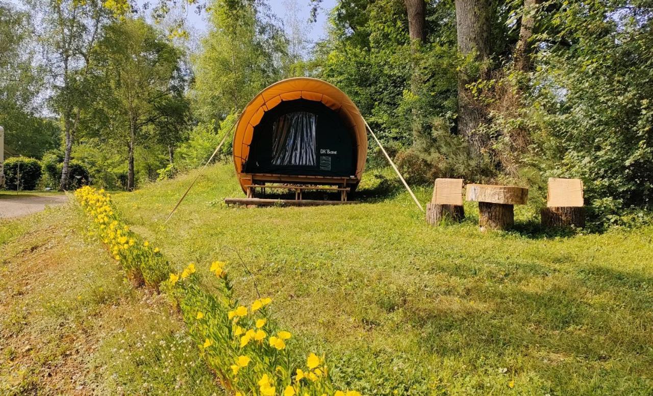 Camping 3 Etoiles - Piscine Chauffee - Vue Montagne 생지롱 외부 사진