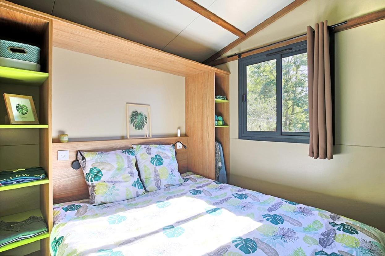 Camping 3 Etoiles - Piscine Chauffee - Vue Montagne 생지롱 외부 사진