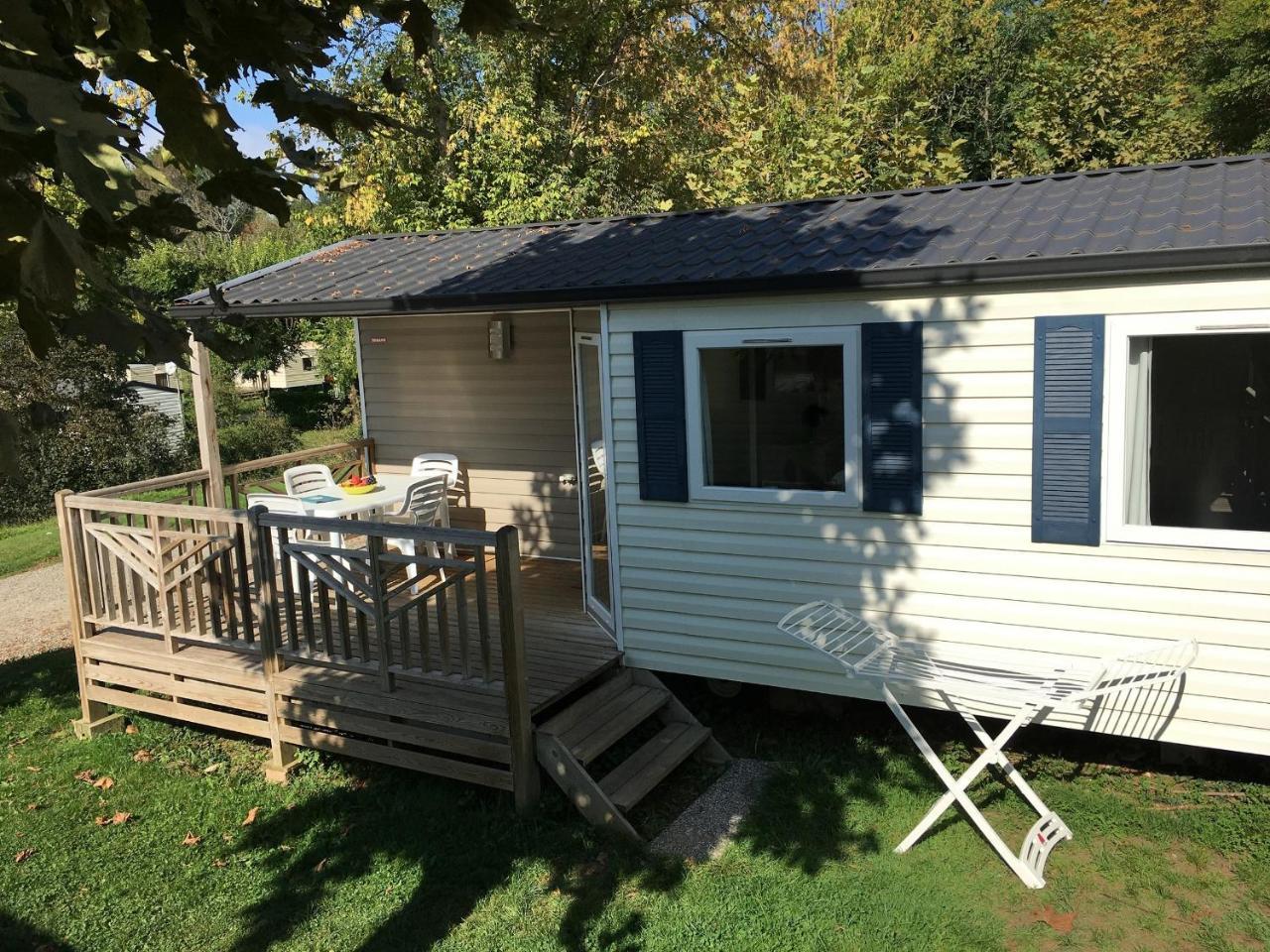 Camping 3 Etoiles - Piscine Chauffee - Vue Montagne 생지롱 외부 사진