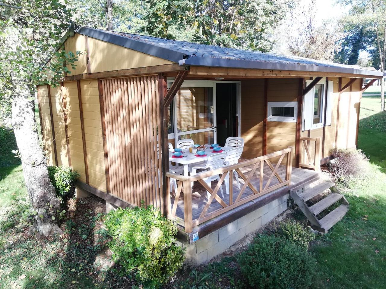 Camping 3 Etoiles - Piscine Chauffee - Vue Montagne 생지롱 외부 사진